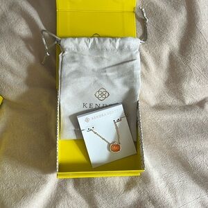 brand new pumpkin kendra scott necklace